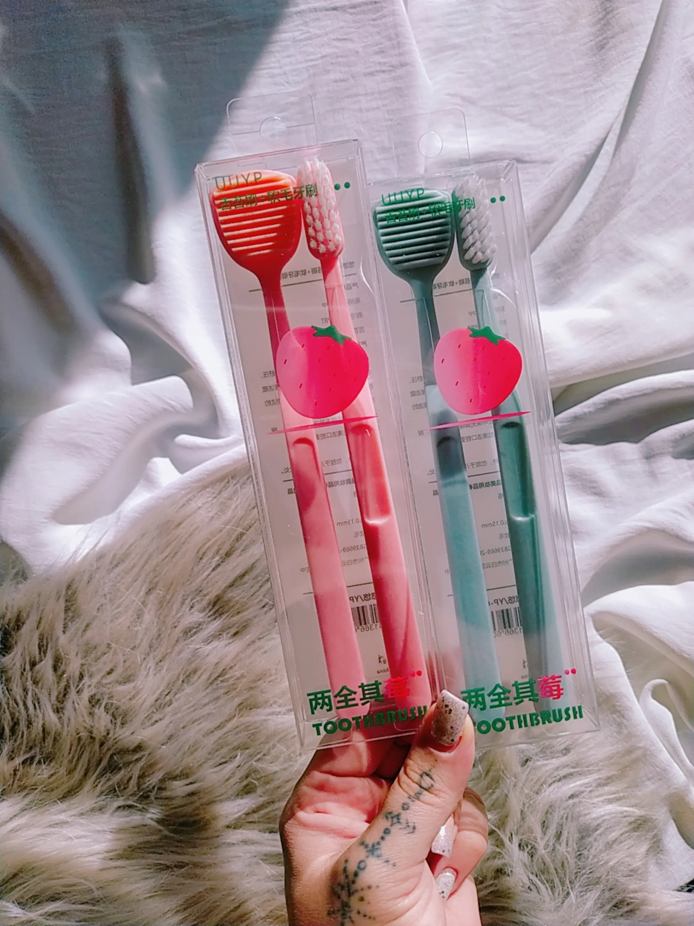 ست مسواک و زبان شور اورجینال  پاکسازی کامل دهان  جنس بدنه سیلیکونی درجه یک